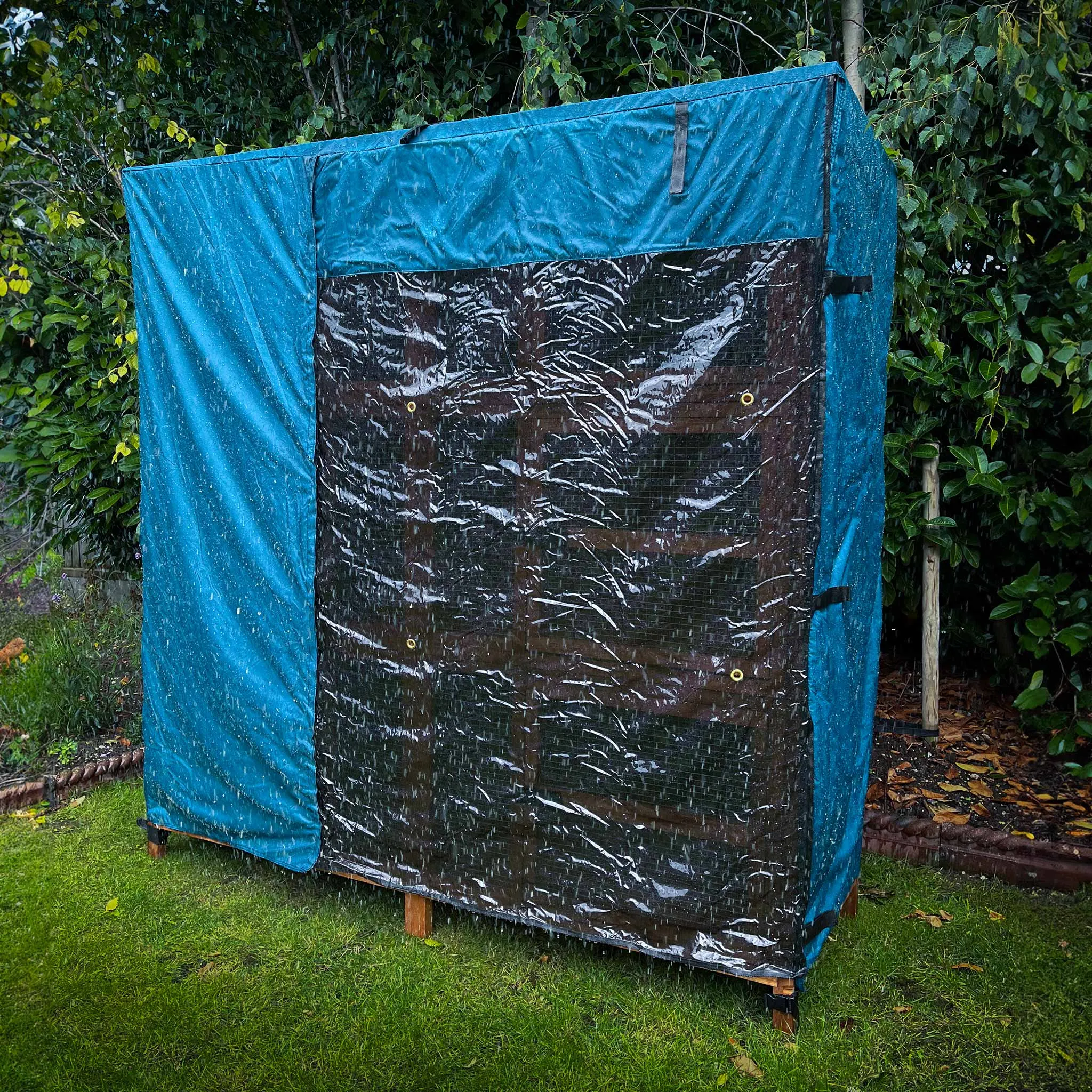 4ft Chartwell Triple Guinea Pig Hutch Cover | Protect Your Hutch From The Weather With Day Dry™ Rain Covers