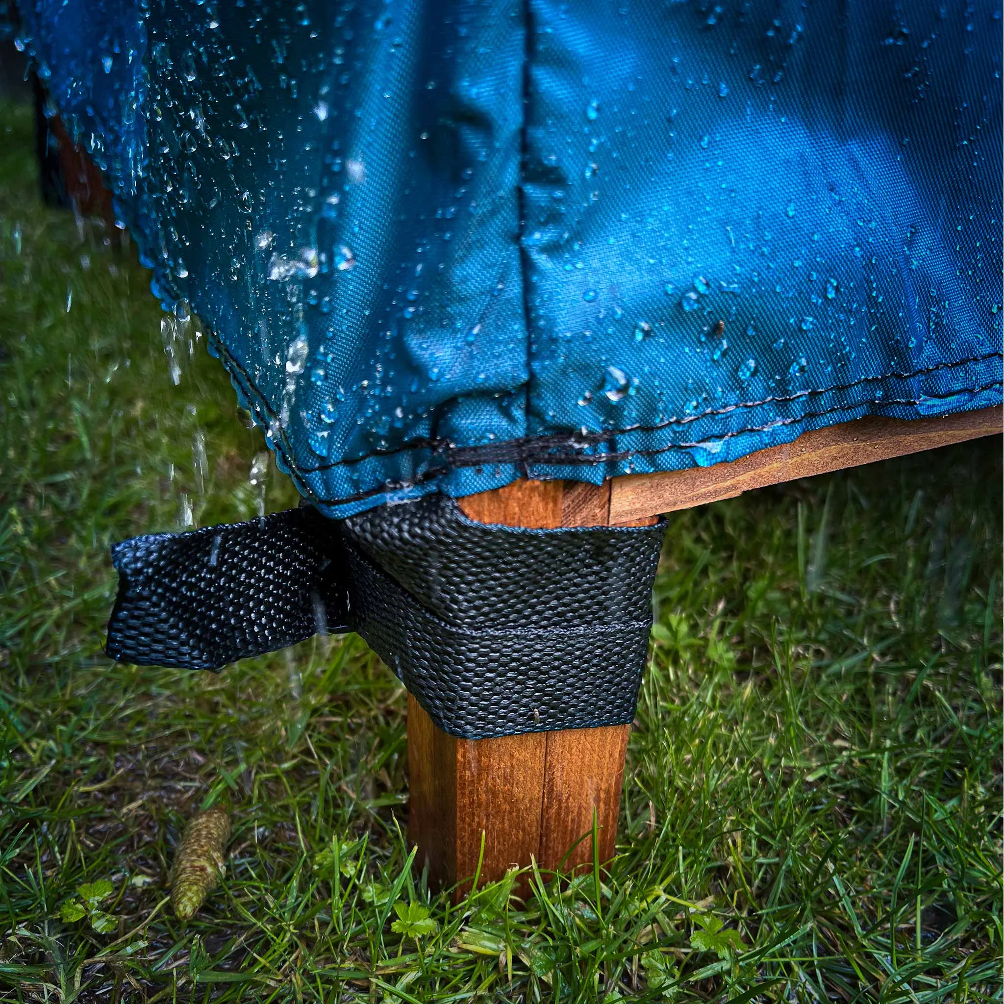 6ft Chartwell Double Guinea Pig Hutch Cover | Protect Your Hutch From The Weather With Day Dry™ Rain Covers