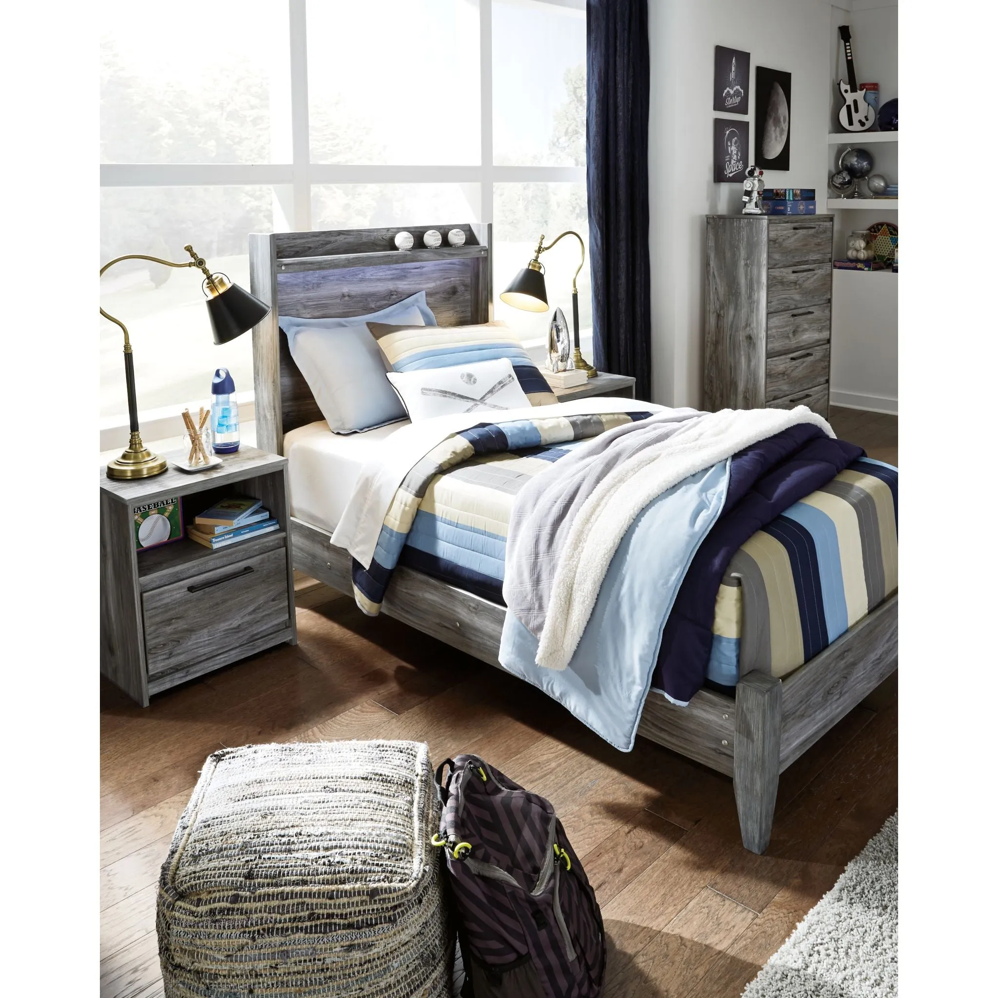 Baystorm Twin Panel Bed - Gray