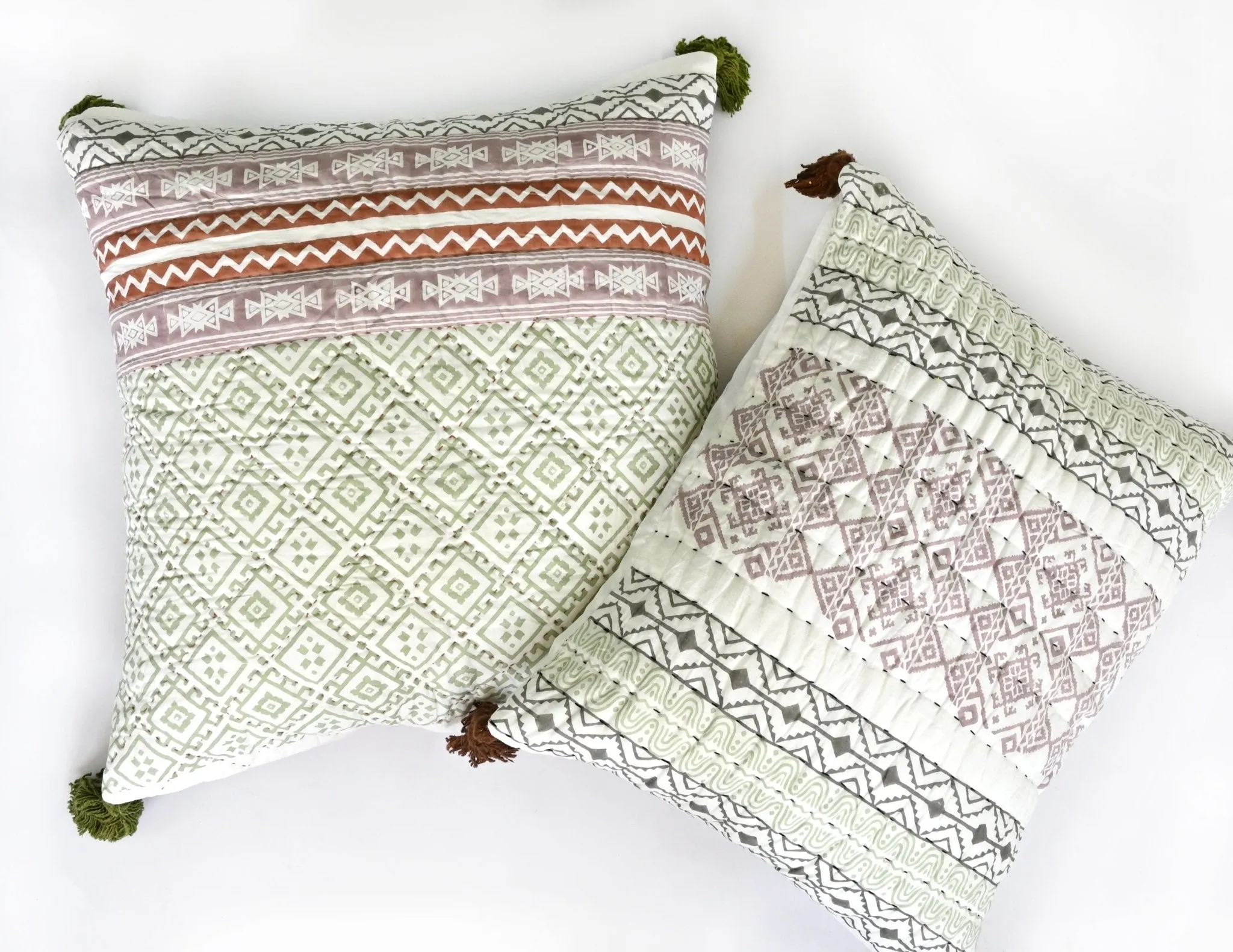 ELIENA  QUILT/RAZAI SET WITH PILLOW COVERS