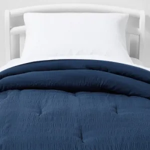 New - Toddler Seersucker Kids' Comforter Navy - Pillowfort