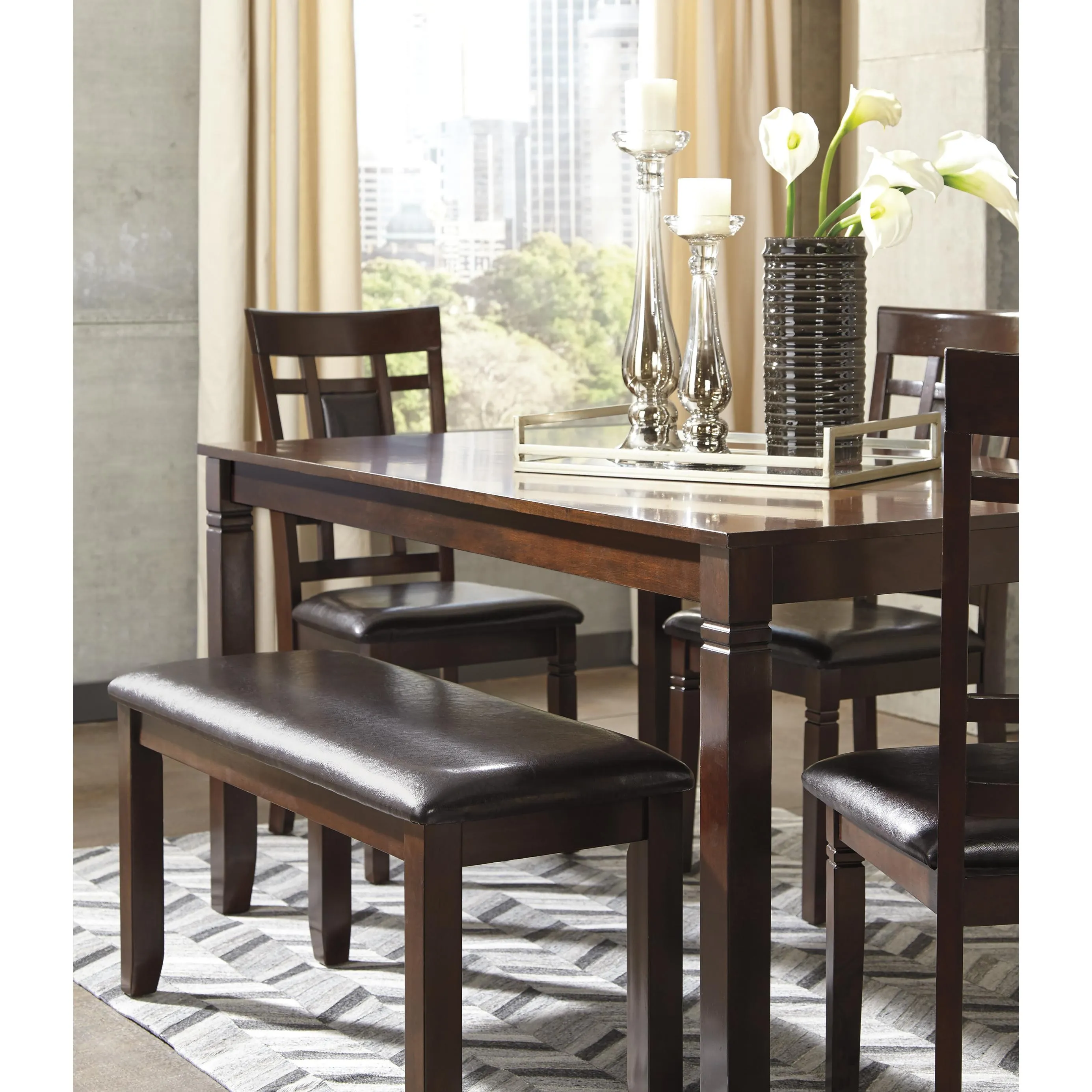 Signature Design by Ashley Bennox 6 pc Dinette D384-325